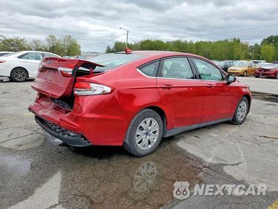Trzecie zdjęcie samochodu z tyłu: 2020 FORD FUSION S VIN:3FA6P0G72LR225720 - miniatura