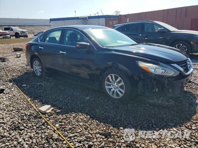 Czwarte zdjęcie samochodu z boku: 2018 NISSAN ALTIMA 2.5 S VIN:1N4AL3AP0JC102509 - miniatura
