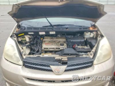 Zdjęcie 12 z 13 samochodu: 2005 TOYOTA SIENNA LE VIN:5TDBA23C65S050235 - miniatura