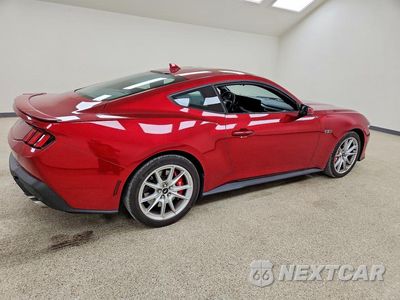 Trzecie zdjęcie samochodu z tyłu: 2024 FORD MUSTANG GT VIN:1FA6P8CF3R5407367 - miniatura