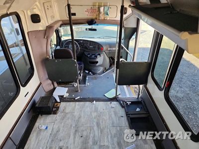 Piąte zdjęcie samochodu w środku: 2006 FORD ECONOLINE BUS VIN:1FDWE35L96DB42036 - miniatura