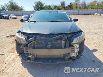 Piąte zdjęcie samochodu w środku: 2016 CHEVROLET MALIBU LT VIN:1G1ZE5ST6GF242398 - miniatura
