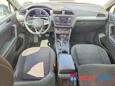 Zdjęcie 8 z 13 samochodu: 2023 VOLKSWAGEN TIGUAN S VIN:3VVFB7AX0PM070373 - miniatura