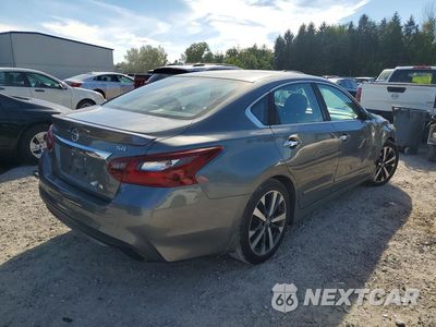 Trzecie zdjęcie samochodu z tyłu: 2017 NISSAN ALTIMA 2.5 SR VIN:1N4AL3AP3HC282482 - miniatura