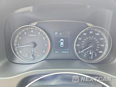 Zdjęcie 9 z 12 samochodu: 2018 HYUNDAI ELANTRA SEL VIN:5NPD84LFXJH227878 - miniatura