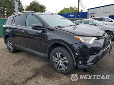 Czwarte zdjęcie samochodu z boku: 2018 TOYOTA RAV4 LE VIN:2T3BFREV2JW715519 - miniatura