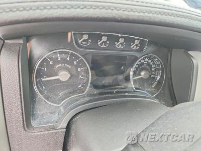 Zdjęcie 9 z 12 samochodu: 2012 FORD F150 SUPER CAB VIN:1FTFX1EF0CFB00688 - miniatura