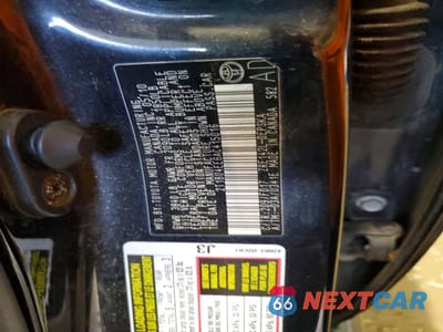 Zdjęcie 12 z 12 samochodu: 2010 TOYOTA COROLLA S VIN:2T1BU4EE6AC415016 - miniatura