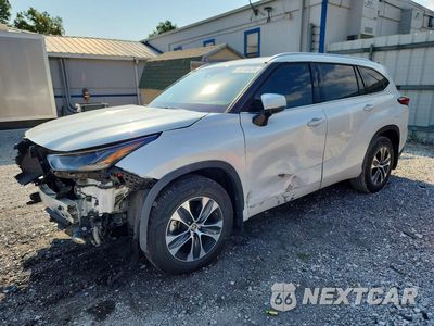 2022 TOYOTA HIGHLANDER XLE 5TDGZRAH9NS091450 - główne zdjęcie licytacji z USA - miniatura