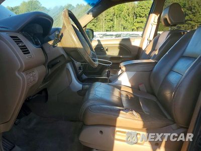 Zdjęcie 7 z 14 samochodu: 2006 HONDA PILOT EX VIN:5FNYF28646B011812 - miniatura