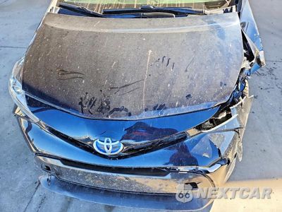 Zdjęcie 11 z 12 samochodu: 2017 TOYOTA PRIUS V THREE VIN:JTDZN3EU4HJ071536 - miniatura
