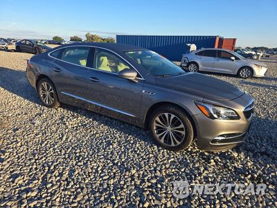 Czwarte zdjęcie samochodu z boku: 2018 BUICK LACROSSE ESSENCE VIN:1G4ZP5SS9JU142089 - miniatura
