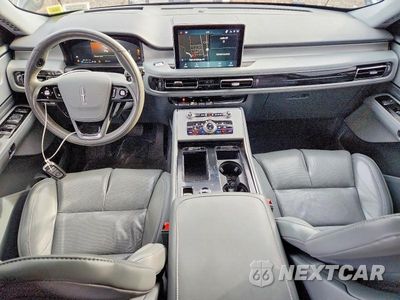 Zdjęcie 8 z 14 samochodu: 2021 LINCOLN AVIATOR RESERVE VIN:5LM5J7XC7MGL03004 - miniatura