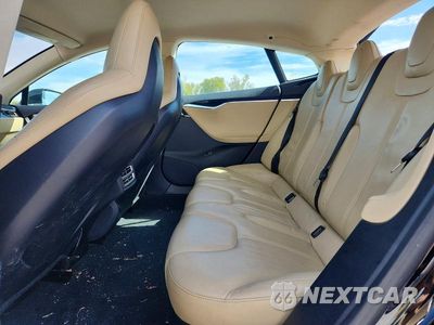 Zdjęcie 10 z 12 samochodu: 2013 TESLA MODEL S VIN:5YJSA1CN2DFP14741 - miniatura