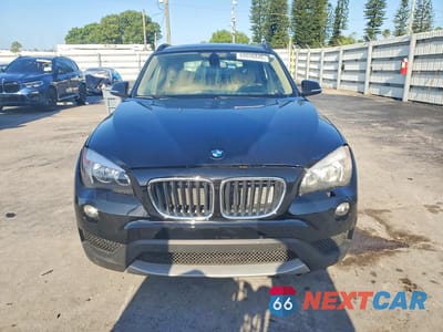 Piąte zdjęcie samochodu w środku: 2014 BMW X1 XDRIVE35I VIN:WBAVM5C57EVV91434 - miniatura
