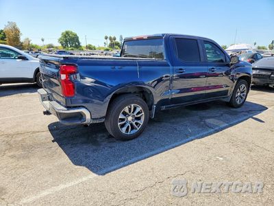 Trzecie zdjęcie samochodu z tyłu: 2020 CHEVROLET SILVERADO C1500 LT VIN:1GCPWCED0LZ153911 - miniatura