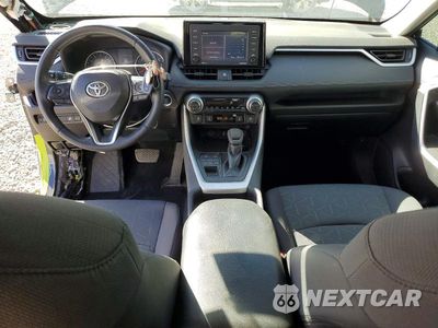 Zdjęcie 8 z 13 samochodu: 2020 TOYOTA RAV4 XLE VIN:2T3P1RFV1LC137369 - miniatura