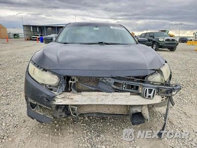 Piąte zdjęcie samochodu w środku: 2017 HONDA CIVIC LX VIN:19XFC2E55HE002346 - miniatura