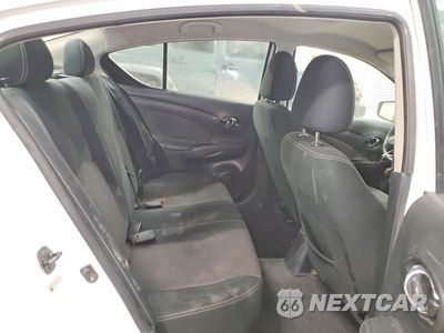 Zdjęcie 10 z 13 samochodu: 2016 NISSAN VERSA SV 1.6 S VIN:3N1CN7AP8GL827067 - miniatura