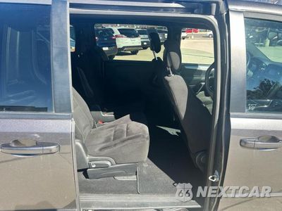 Zdjęcie 6 z 10 samochodu: 2015 DODGE GRAND CARAVAN SE VIN:2C4RDGBG9FR586923 - miniatura