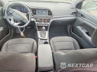 Zdjęcie 8 z 12 samochodu: 2020 HYUNDAI ELANTRA VALUE EDITION VIN:5NPD84LF7LH629862 - miniatura