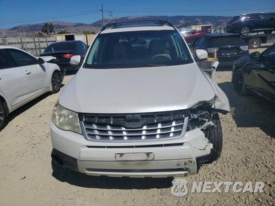 Piąte zdjęcie samochodu w środku: 2011 SUBARU FORESTER 2.5X PREMIUM VIN:JF2SHADC3BH783381 - miniatura