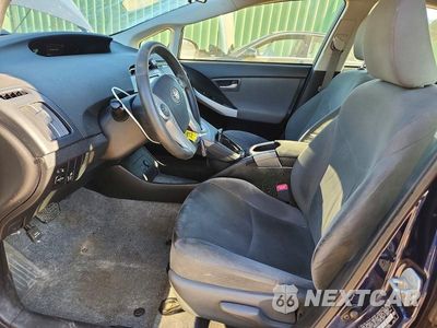 Zdjęcie 7 z 12 samochodu: 2012 TOYOTA PRIUS THREE VIN:JTDKN3DU2C1571044 - miniatura