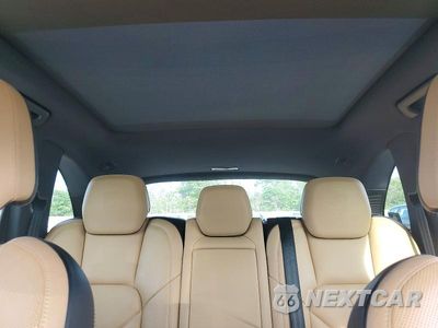 Zdjęcie 10 z 13 samochodu: 2016 PORSCHE CAYENNE VIN:WP1AA2A26GKA11854 - miniatura