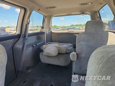 Zdjęcie 10 z 13 samochodu: 2001 HONDA ODYSSEY EX VIN:2HKRL18611H622382 - miniatura