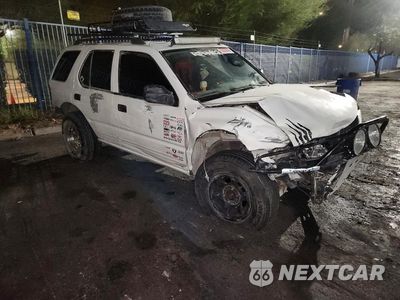 Czwarte zdjęcie samochodu z boku: 2003 ISUZU RODEO S VIN:4S2CK58W234306678 - miniatura