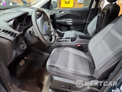 Zdjęcie 7 z 13 samochodu: 2019 FORD ESCAPE SE VIN:1FMCU9GD7KUC00542 - miniatura
