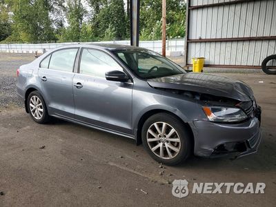 Czwarte zdjęcie samochodu z boku: 2013 VOLKSWAGEN JETTA SE VIN:3VWDP7AJXDM436822 - miniatura