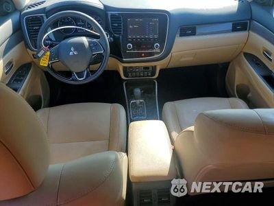 Zdjęcie 8 z 13 samochodu: 2020 MITSUBISHI OUTLANDER SE VIN:JA4AD3A37LZ007525 - miniatura