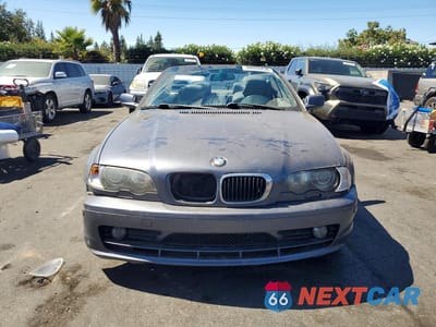 Piąte zdjęcie samochodu w środku: 2002 BMW 325 CI VIN:WBABS33432PG83583 - miniatura