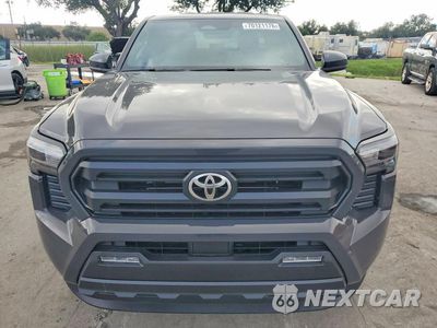 Piąte zdjęcie samochodu w środku: 2026 TOYOTA TACOMA SR5 VIN:3TMKB5FN3TM080804 - miniatura
