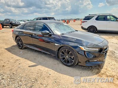 Czwarte zdjęcie samochodu z boku: 2018 HONDA ACCORD TOURING VIN:1HGCV2F90JA025638 - miniatura