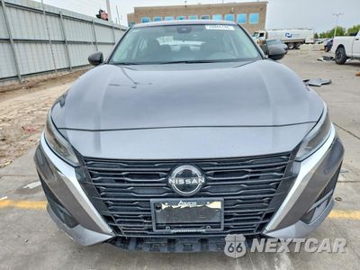 Piąte zdjęcie samochodu w środku: 2024 NISSAN ALTIMA SV VIN:1N4BL4DV8RN301120 - miniatura