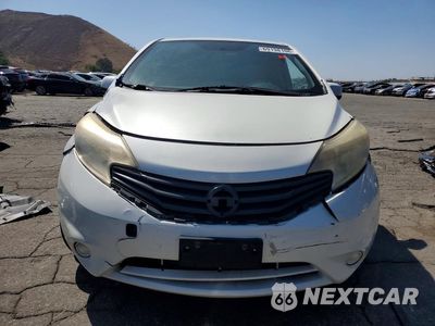 Piąte zdjęcie samochodu w środku: 2014 NISSAN VERSA NOTE SV VIN:3N1CE2CP1EL431138 - miniatura