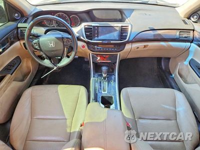 Zdjęcie 8 z 12 samochodu: 2017 HONDA ACCORD EXL VIN:1HGCR3F85HA039725 - miniatura