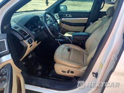 Zdjęcie 7 z 13 samochodu: 2017 FORD EXPLORER XLT VIN:1FM5K7D86HGD96104 - miniatura