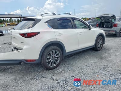 Trzecie zdjęcie samochodu z tyłu: 2019 MAZDA CX-5 SIGNATURE VIN:JM3KFBEY0K0634470 - miniatura