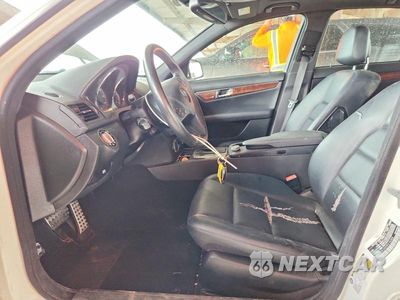 Zdjęcie 7 z 13 samochodu: 2009 MERCEDES-BENZ C 300 4MATIC VIN:WDDGF81X29F216388 - miniatura
