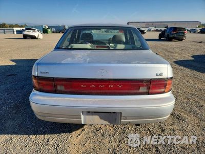 Zdjęcie 6 z 12 samochodu: 1994 TOYOTA CAMRY LE VIN:JT2SK12E4R0251711 - miniatura