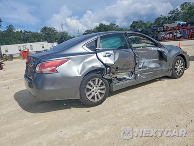 Trzecie zdjęcie samochodu z tyłu: 2015 NISSAN ALTIMA 2.5 S VIN:1N4AL3AP6FC190523 - miniatura