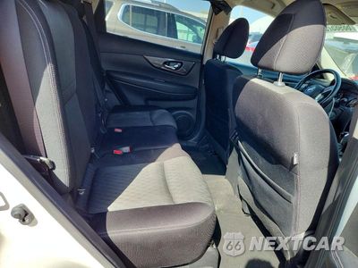 Zdjęcie 10 z 12 samochodu: 2018 NISSAN ROGUE SV VIN:JN8AT2MV2JW307802 - miniatura