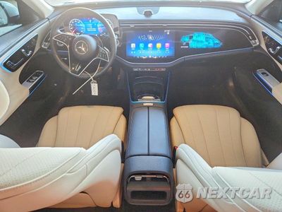 Zdjęcie 8 z 12 samochodu: 2025 MERCEDES-BENZ E 350 4MATIC VIN:W1KLF4HBXSA104667 - miniatura