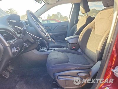 Zdjęcie 7 z 13 samochodu: 2019 JEEP CHEROKEE LATITUDE VIN:1C4PJLCB9KD264534 - miniatura