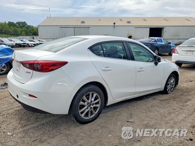 Trzecie zdjęcie samochodu z tyłu: 2018 MAZDA 3 VIN:3MZBN1U76JM231973 - miniatura