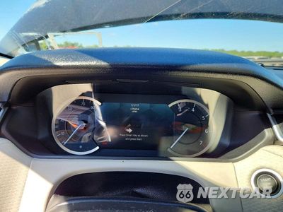 Zdjęcie 9 z 13 samochodu: 2021 LAND ROVER RANGE ROVER VELAR S VIN:SALYJ2EX5MA315175 - miniatura