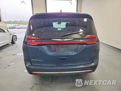 Zdjęcie 6 z 13 samochodu: 2023 CHRYSLER PACIFICA TOURING L VIN:2C4RC1BG7PR590910 - miniatura